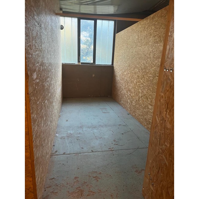 Box de 10 m2, 27 M3 Box de 10 m2, 27 M3
